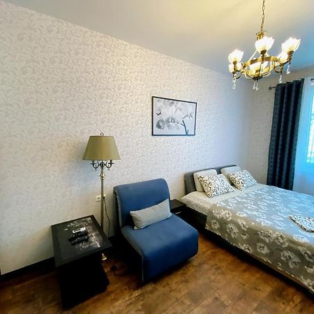Italian Boulevard Modern Apartment Одеса Екстериор снимка